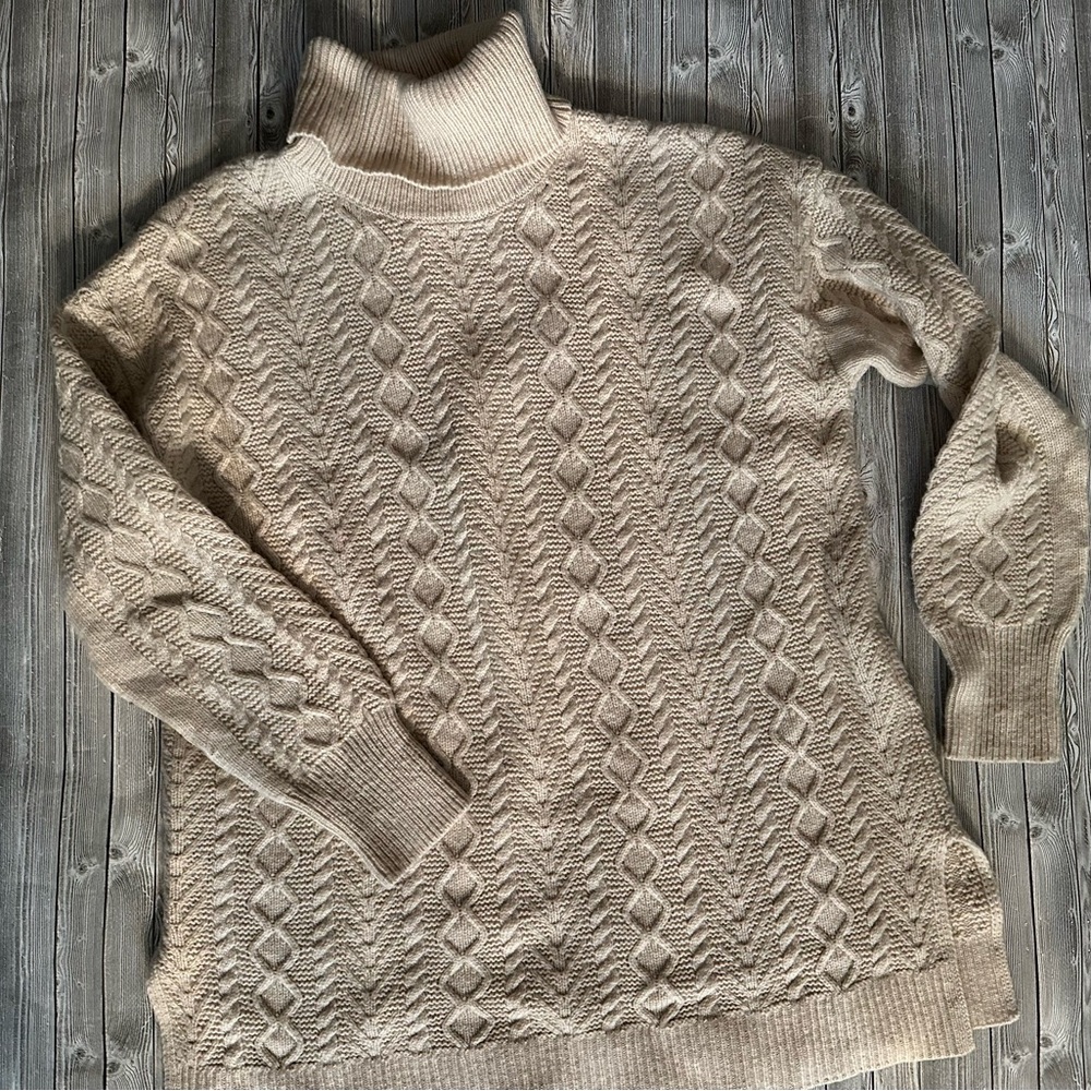 Halogen Textured Cream Turtleneck Sweater